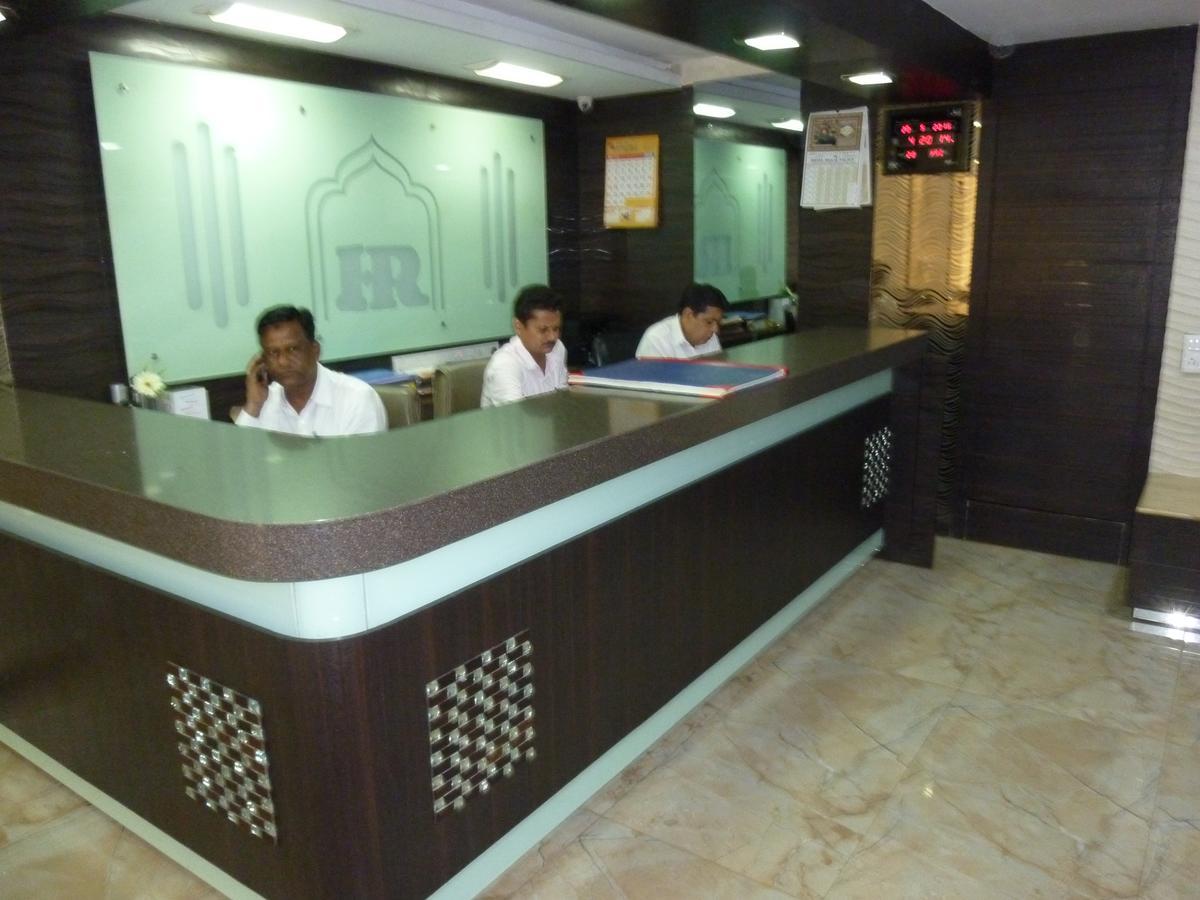 Hotel Regal Palace Mumbai Exteriör bild